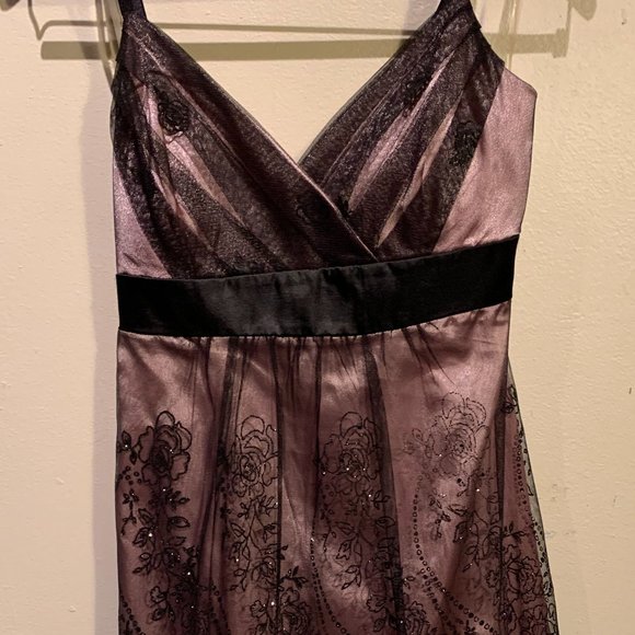 Pink and black party dress - Picture 4 of 11